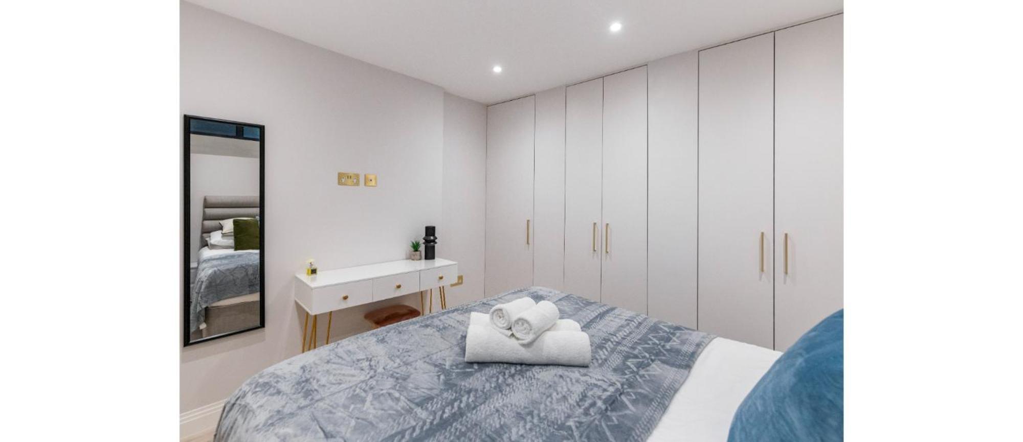Apartamento Luxe Minimalist 1-bed Flat : 7 Mins From Station Londres